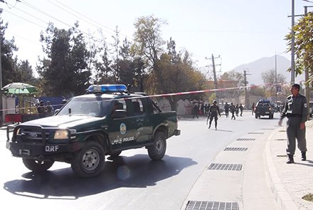 Shamshad TV under attack in Kabul city. Security forces converge on the scene and cordon off the area as attack continues