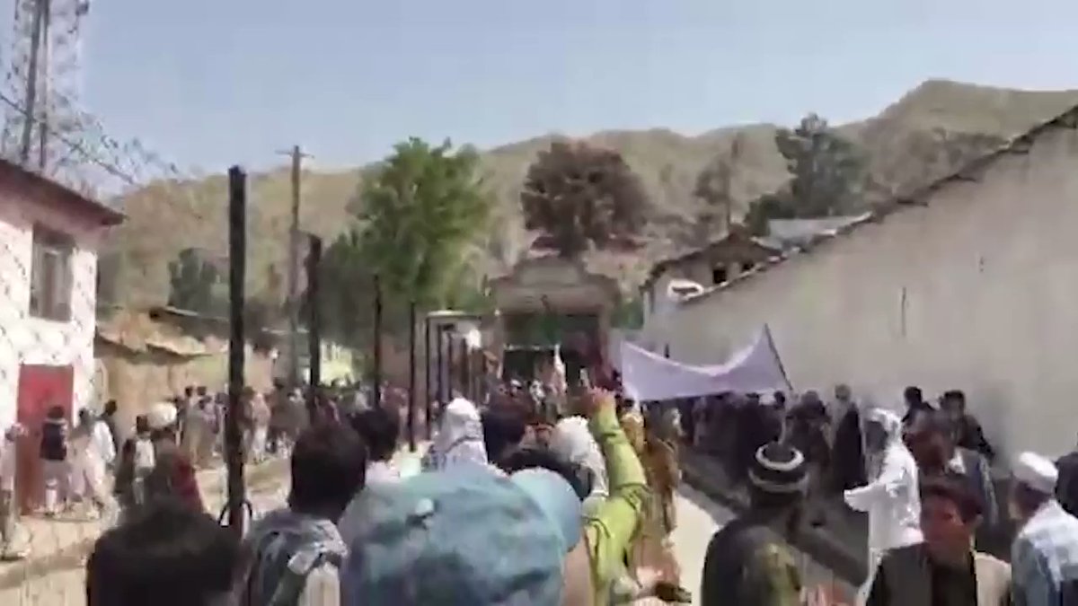 Video: A protest today in Faizabad, the capital of Badakhshan, turned violent with three protesters killed and over 24 wounded in a clash with security forces. Health officials confirmed the casualties