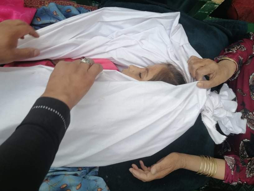 Several civilians reportedly killed + wounded in alleged Afghan AF airstrike in KhanAbad, Kunduz. The airstrike itself has been confirmed by ANDSF, Taliban & local independent sources. Taliban earlier released its own statement claiming there were civilian deaths