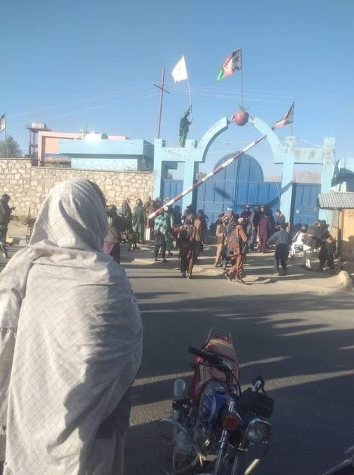 Daikundi province has fallen to Taliban without a fight