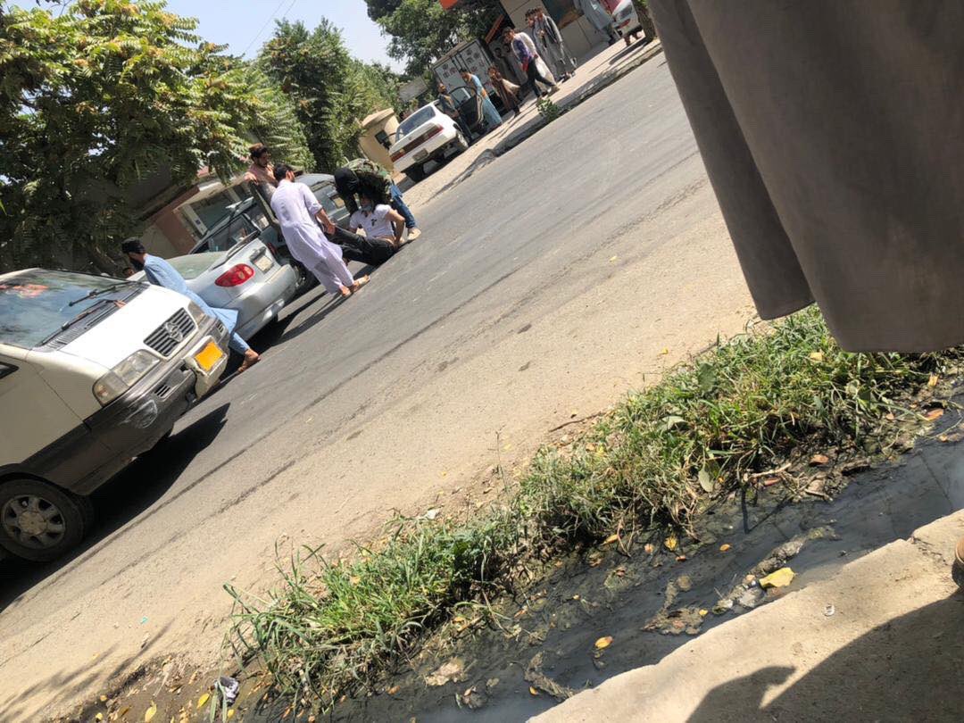 Witness tell AsvakaNews that a driver was shot after he ignored a Taliban checkpoint in Karte-Parwan Area in front of Pakistan Embassy in Kabul