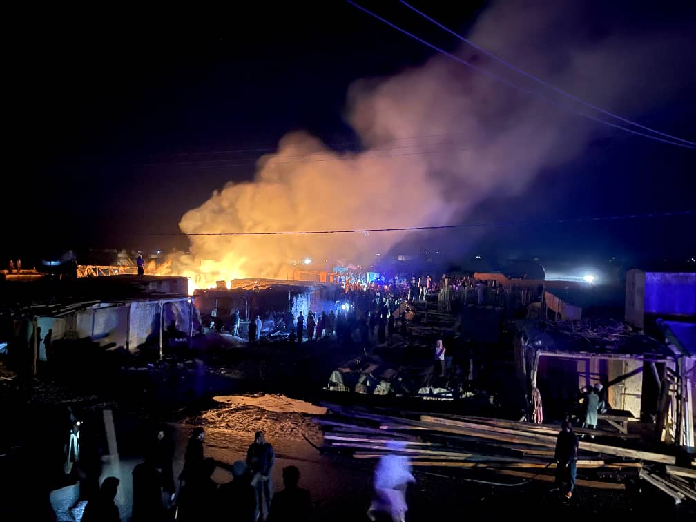 A fire broke out in a wooden base in the city of Gardez, the center of Paktia. The Paktia Police Command says that they and the 203 Mansouri Corps firefighting teams are trying to control the fire together. The exact information about the damage is not yet available. These have been revealed