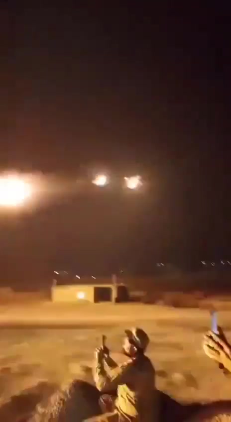 Clashes between Pakistan and Afghanistan have intensified along the border. Video shows a Ghazab 122mm multiple launch rocket system firing from Landi Kotal in Pakistan’s Khyber District toward Afghanistan’s Nangarhar Province